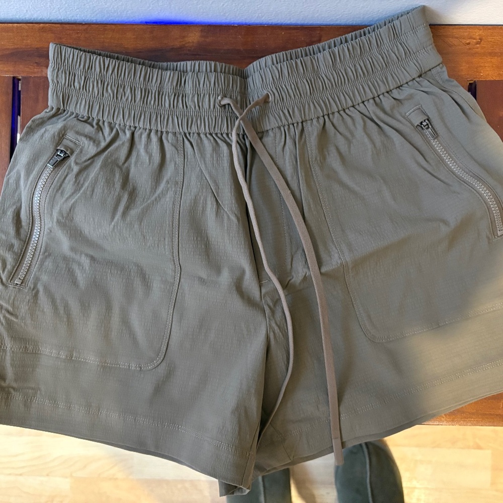 Athleta High Rise Shorts